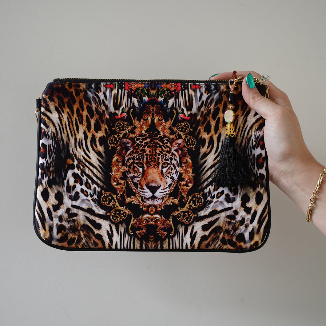Printed Clutch bag - Flaming Cheetah