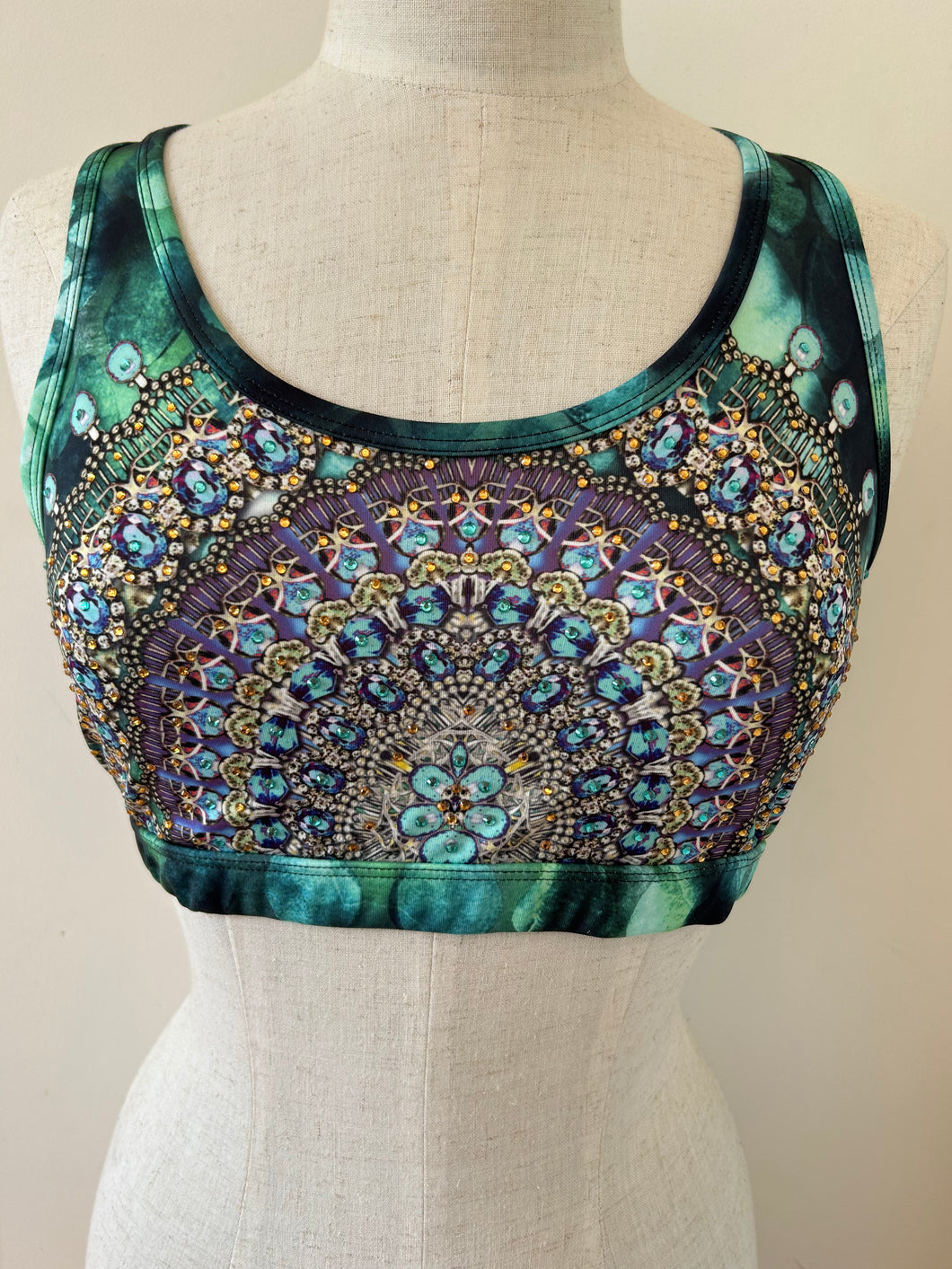 Cropped top racer back top emerald