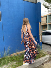 Load image into Gallery viewer, Blue Leopard Frill Dress
